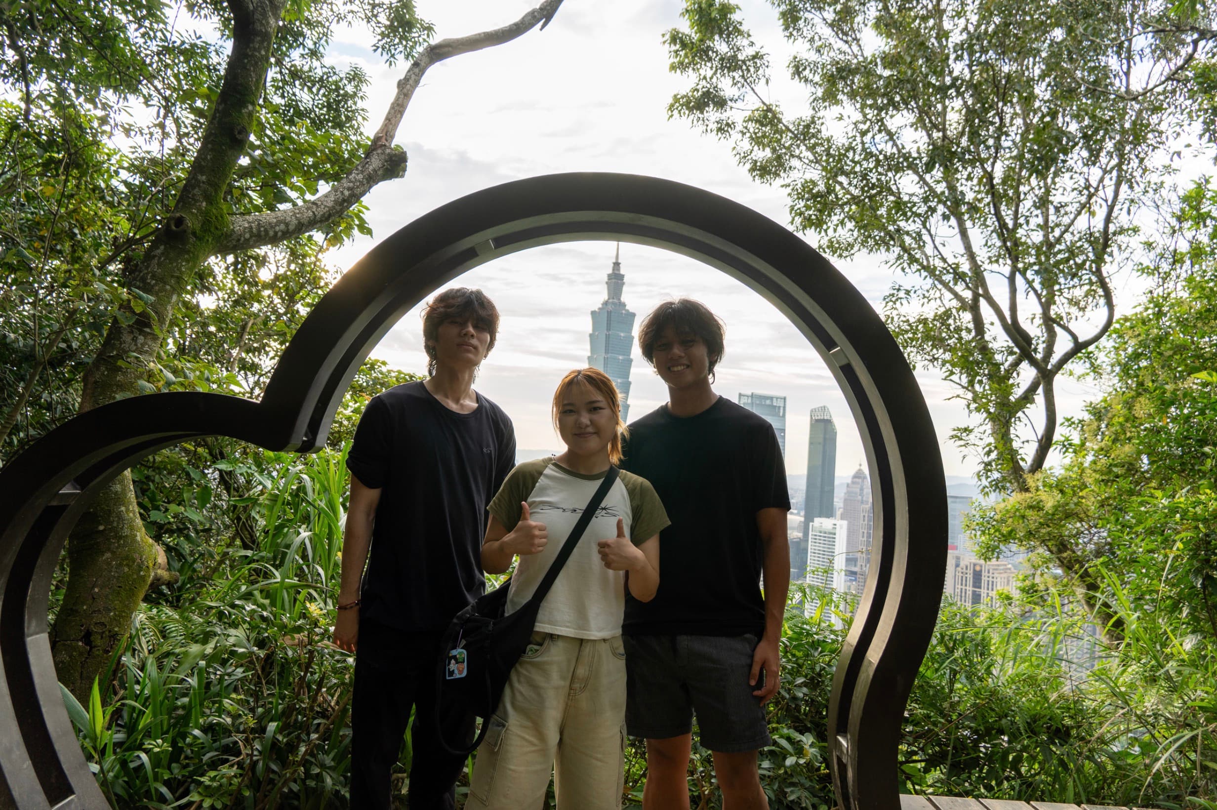 Peak of Elephant Mountain 🙌 - June 14, 2025 - Taipei, Taiwan